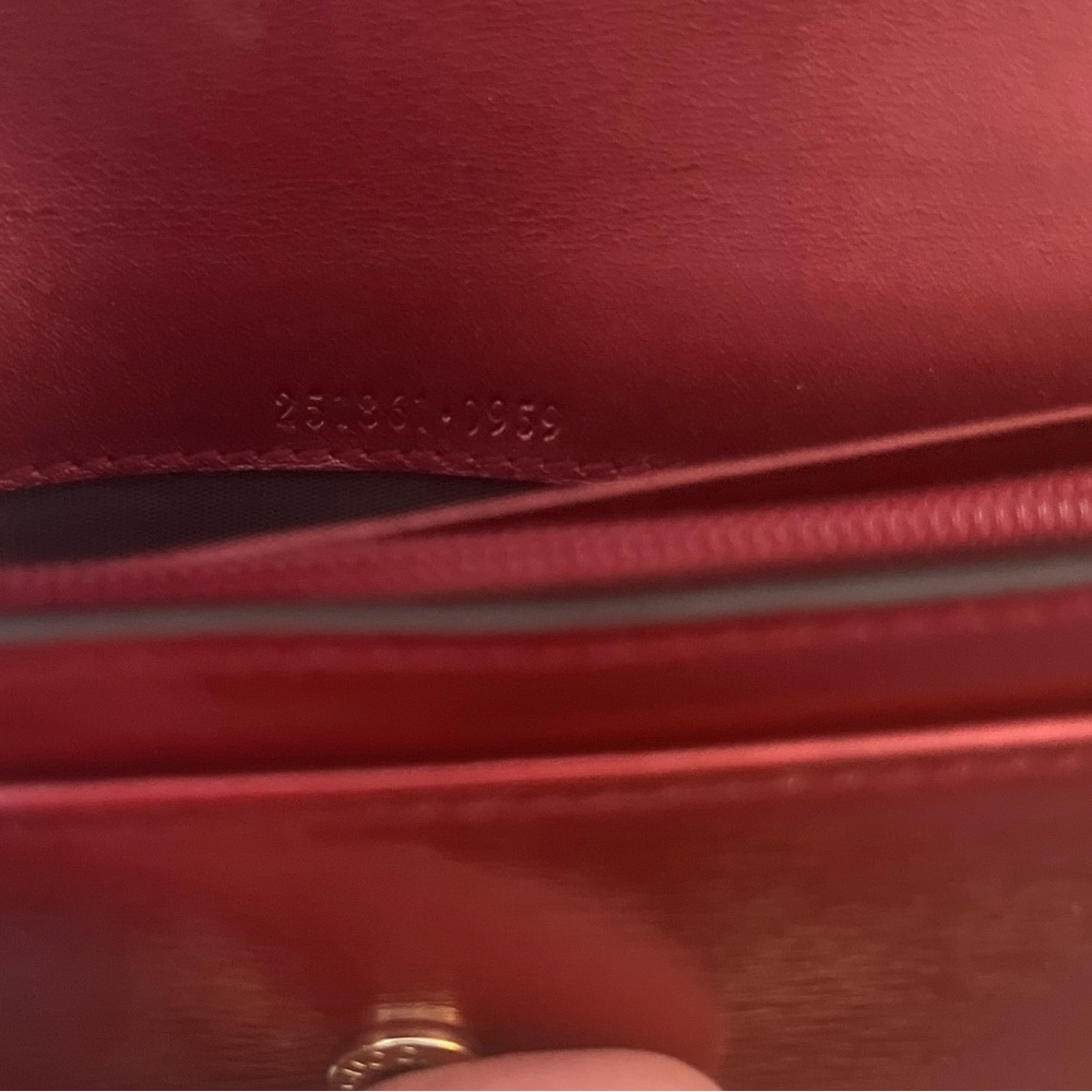 SOLD❤️Gucci Interlocking GG Heart Red Continental Wallet - Picture 9 of 11